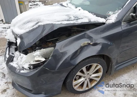 2014 Subaru Legacy 2.5I Premium из США, поврежденный, VIN 4S3BMBD6XE3005462